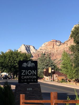 Zion Canyon Lodge by null