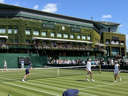 All England Lawn Tennis & Croquet Club by null