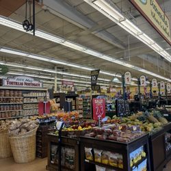 Northgate Market - Store entrance