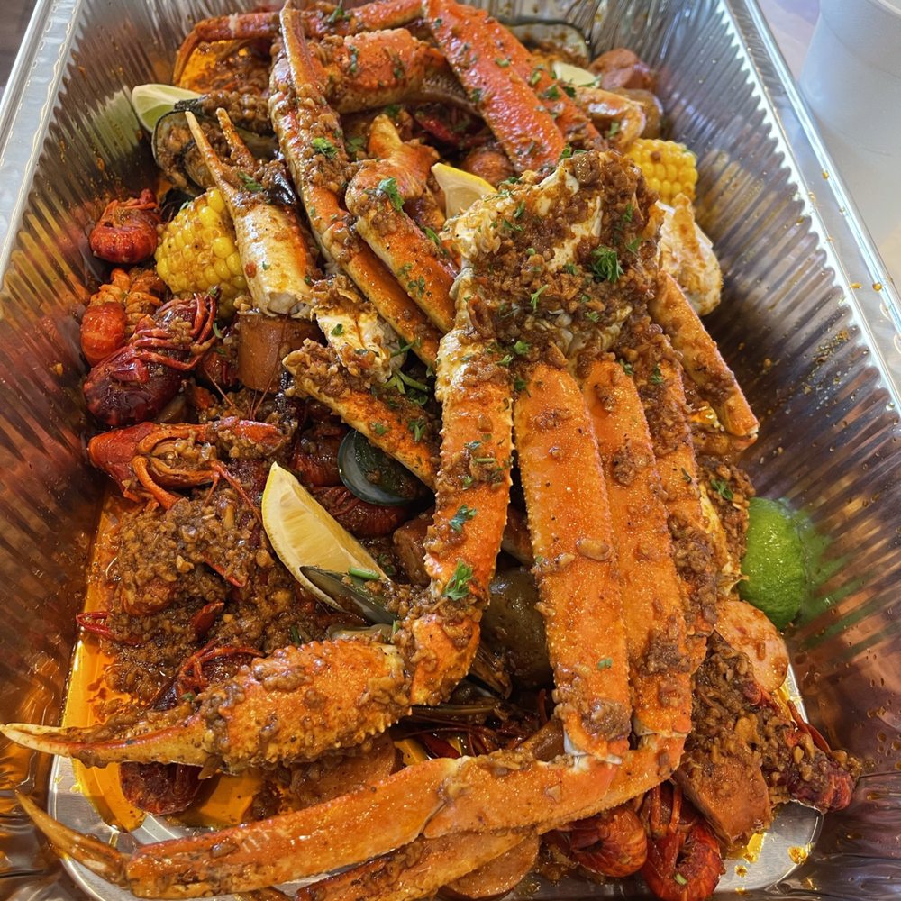 Shell Seafood Shack - Big pan. Snow Crab Legs (1 lb) , mussels, Crawfish (1 lb) , potatoes, sweet corn, Shrimps (1 lb) , sausages. - Seafood Near Me - Chino Hills, California Shell Seafood Shack - Big pan. Snow Crab Legs (1 lb) , mussels, Crawfish (1 lb) , potatoes, sweet corn, Shrimps (1 lb) , sausages. - Seafood Near Me - Chino Hills, California