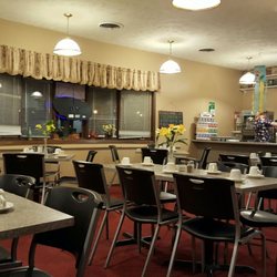 The Embers Restaurant and Lounge - Cozy