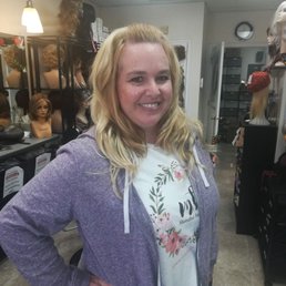 Trying on a fall. I had never even heard of this until they suggested it! I had long hair in seconds and it was so easy to put in place! Trying on a fall. I had never even heard of this until they suggested it! I had long hair in seconds and it was so easy to put in place!