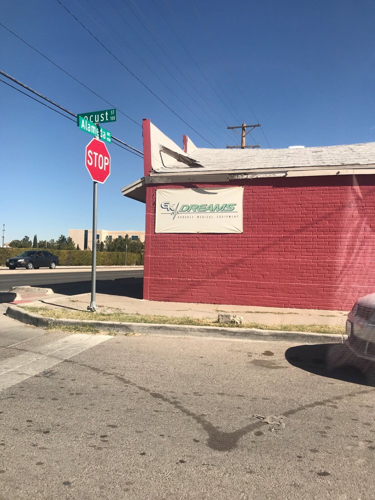 GK DREAMS 12 Photos 300 Thunderbird Dr, El Paso, Texas Medical