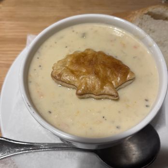 Lilikoi Bar and Grill - Chowder! - Hawaiian Near Me - Lihue, Hawaii Lilikoi Bar and Grill - Chowder! - Hawaiian Near Me - Lihue, Hawaii
