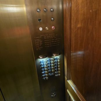 Hotel Monteleone - Hotels Near Me - New Orleans, Louisiana Hotel Monteleone - Hotels Near Me - New Orleans, Louisiana