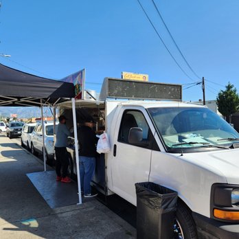 Birrieria Hernandez - Corner of Tyler and klingerman in El monte - Tacos Near Me - Los Angeles, California Birrieria Hernandez - Corner of Tyler and klingerman in El monte - Tacos Near Me - Los Angeles, California