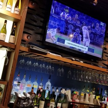Outback Steakhouse - Steakhouses Near Me - Miami, Florida