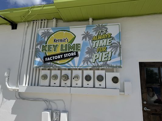 Kermit's Key Lime Pie Shop - DeLand by null