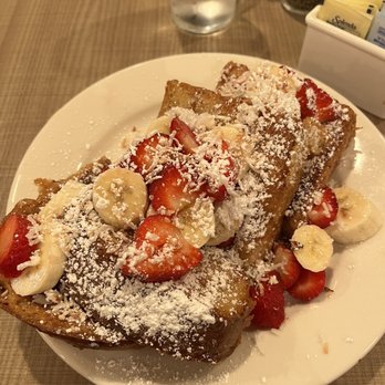 Lou Mitchell's - Grilled Thick French Toast - Breakfast & Brunch Near Me - Chicago, Illinois