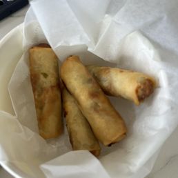 Homemade egg rolls. 10/10. I'd eat this all day! Homemade egg rolls. 10/10. I'd eat this all day!