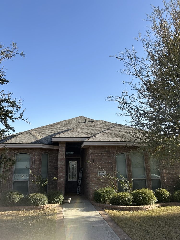 Slide of Christian Rivas Roofing