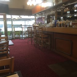 Caph's Restaurant & Cafe Bar