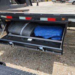 Shelton's Trailer & Performance Svc's - new storage box added by Andy