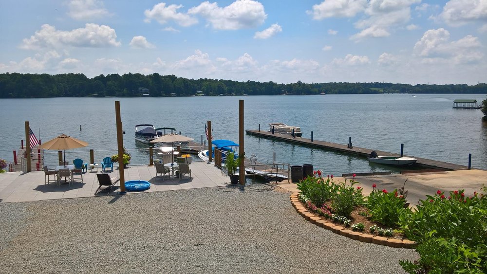 MOUNTAIN CREEK MARINA Updated September 2024 11 Photos & 11 Reviews