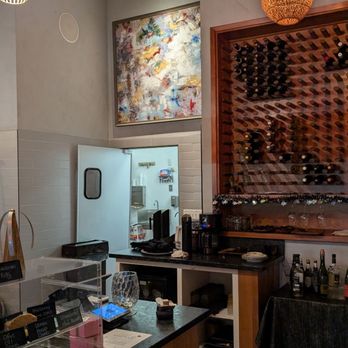 Mangiafoglie - Ambiance - Pizza Near Me - Long Beach, California