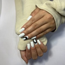 Full set gel manicure