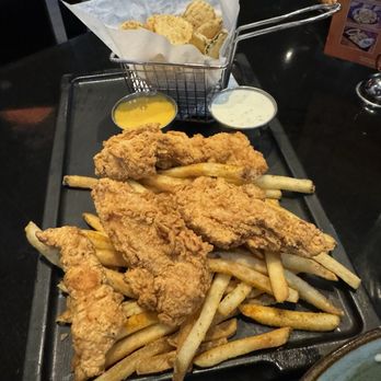 Dave & Buster's Denver - NEW Crispy Business - American Near Me - Denver, Colorado