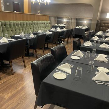 Villa Castrioti - Dining room - Italian Near Me - Lakeland, Tennessee Villa Castrioti - Dining room - Italian Near Me - Lakeland, Tennessee