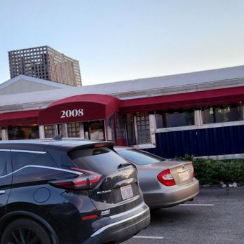 The Kill Devil Grill - American Near Me - Kill Devil Hills, North Carolina