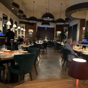Ai Pazzi - Dining room ambiance - Italian Near Me - Las Vegas, Nevada Ai Pazzi - Dining room ambiance - Italian Near Me - Las Vegas, Nevada