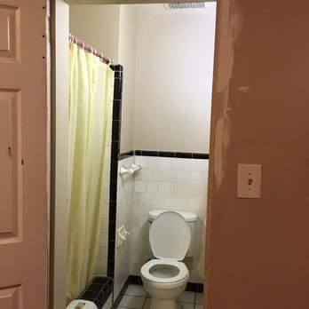 Palms Motel - Bathroom, I made sure to wear flip flops in there! - Hotels Near Me - Brunswick, Georgia Palms Motel - Bathroom, I made sure to wear flip flops in there! - Hotels Near Me - Brunswick, Georgia