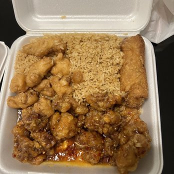 Great China Restaurant - General Tso's Chicken - Chinese Near Me - Albuquerque, New Mexico