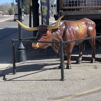 Big Tex Bar-B-Que - The bull - Barbeque Near Me - Willcox, Arizona