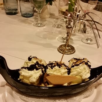 Restaurant Schinderhannes - Banana split - German Near Me - Bad Schussenried, BW Restaurant Schinderhannes - Banana split - German Near Me - Bad Schussenried, BW