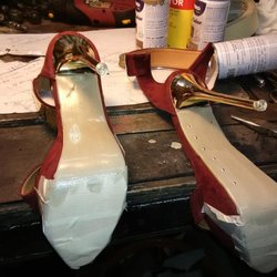 DéLuxe Shoe and Boot Repair - Repairing your favorite shoes is what we can do!
