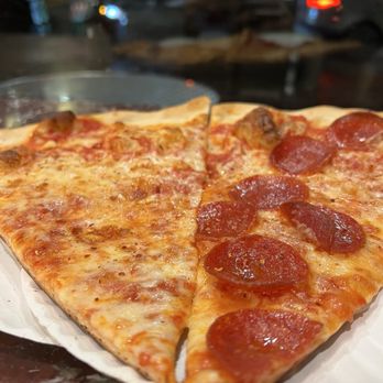 Joe's Pizza - Pizza Near Me - Cambridge, Massachusetts