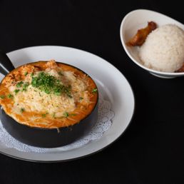 Pollo Con Camarones
