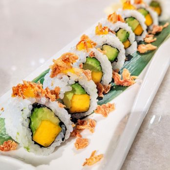 The Victor - Mango & Chili Maki (Dine Outside 2020) - Steakhouses Near Me - Vancouver, British Columbia