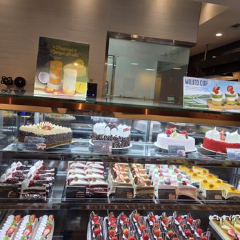 85°C Bakery Cafe - fresh cakes - Coffee & Tea Near Me - Chino Hills, California