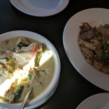 Thai Basil - Thai Near Me - Tempe, Arizona