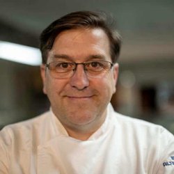 BRASSERIE: Restaurant - Bar - Lounge - Küchenchef Simon Seidel