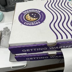 Insomnia Cookies