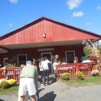 Lost Acres Orchard - Bakeries Near Me - Granby, Connecticut
