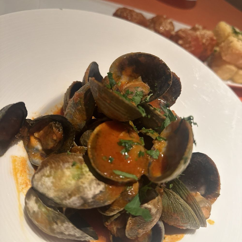 Sinatra - Clams - Italian Near Me - Las Vegas, Nevada Sinatra - Clams - Italian Near Me - Las Vegas, Nevada