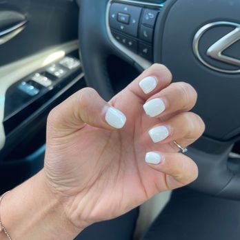 Nail Lounge at Millenia - I always do dip and lasts 2 weeks. I tried this nail salon Worst service ever... after 3 days. - Nail Salons Near Me - Orlando, Florida
