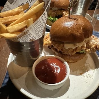 The Independent - Buttermilk Fried Chicken Sandwich - Cocktail Bars Near Me - New York, New York