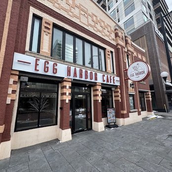 Egg Harbor Cafe - Egg Harbor Cafe.  Front entrance at 111 South Blvd, Oak Park, IL 60302 - Breakfast & Brunch Near Me - Oak Park, Illinois