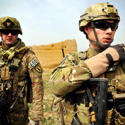 Air Force Recruiting - USAF Explosive Ordinance Disposal Airman