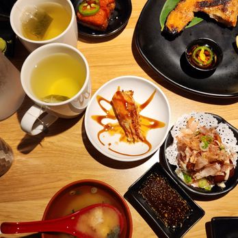 Eat's Ayce Sushi - Green tea and fried shrimp head - Japanese Near Me - Alhambra, California
