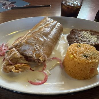 Ay Mama por Dios - Chicken Chimichanga - Seafood Near Me - Gainesville, Georgia Ay Mama por Dios - Chicken Chimichanga - Seafood Near Me - Gainesville, Georgia