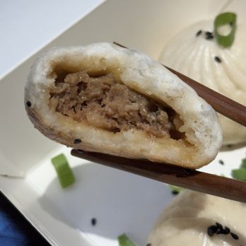 Nan Xiang Express - Pork Crispy Bottom Buns - Shanghainese Near Me - Brooklyn, New York