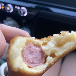 I got a corn dog with raw batter inside. The outside was crispy but I was given a raw battered corn dog. These kids are lazy.