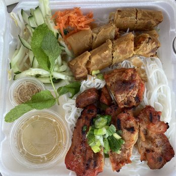 Flavor Pho - Chicken Vermicelli with Imperial Rolls - Vietnamese Near Me - Cerritos, California Flavor Pho - Chicken Vermicelli with Imperial Rolls - Vietnamese Near Me - Cerritos, California