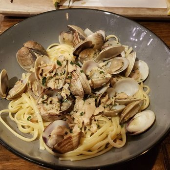 Paddlefish - Linguine and clams - Seafood Near Me - Orlando, Florida