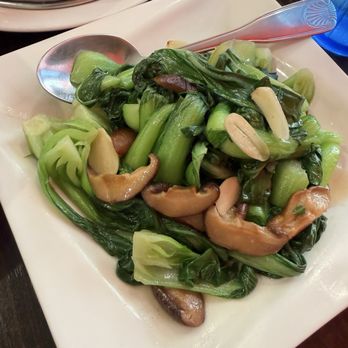 Long Xing Ji Juicy Dumpling - Chinese Near Me - Baldwin Park, California
