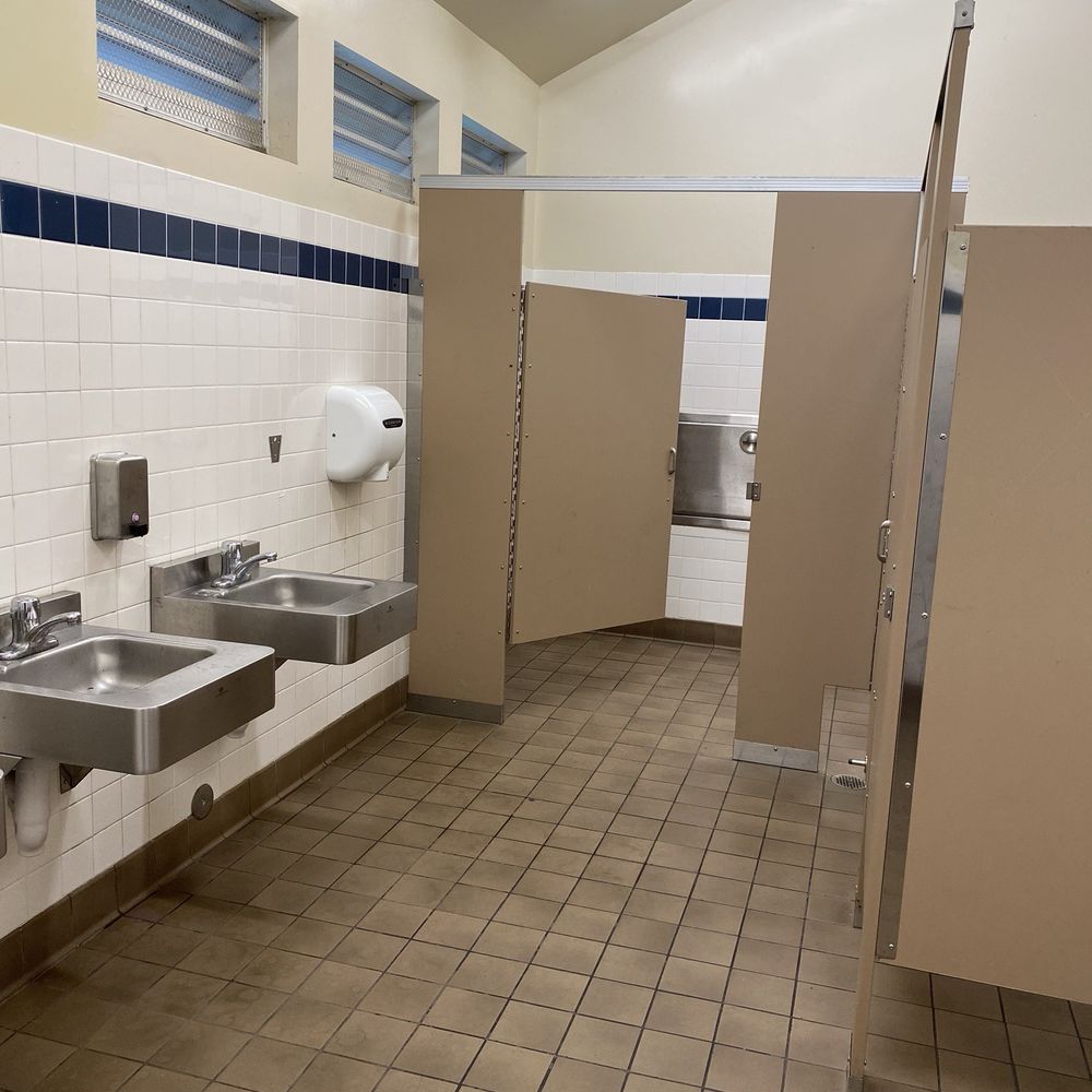 Kennedy Park - Clean restrooms - Parks Near Me - Hayward, California
